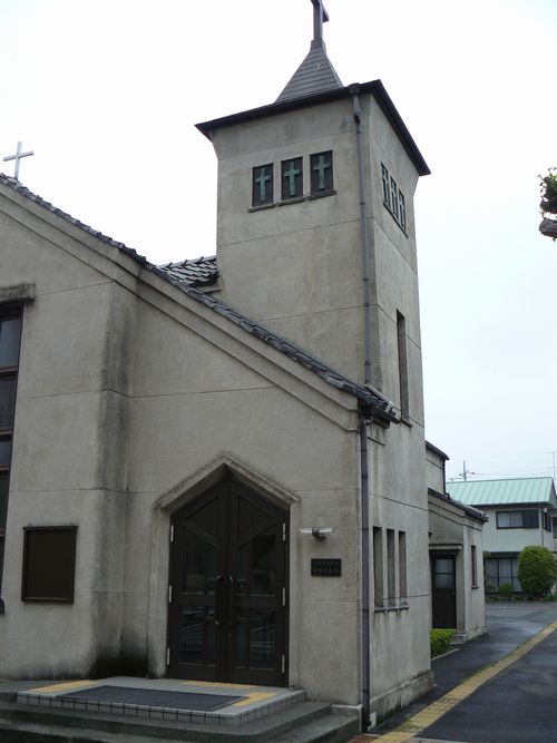 �ɐ��苳��