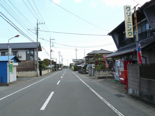 �{��h-������