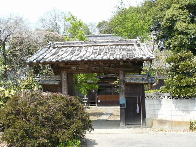 �Êy���F���