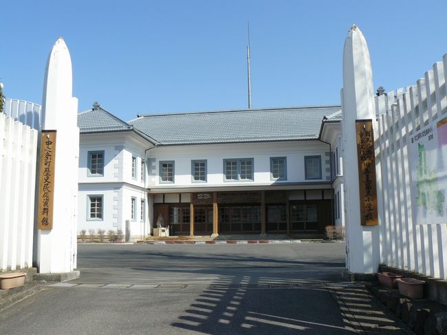 ���V�𒬁F����ȑ�O���w�Z�Z��