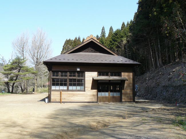 ���V�𒬁F�ܔ��c���w�Z