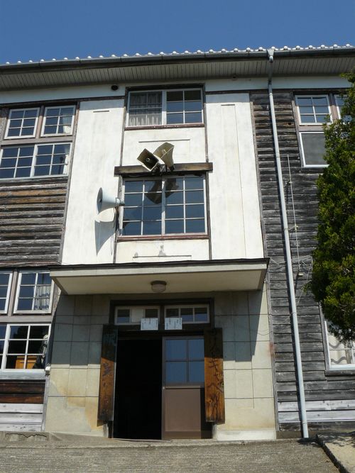 ���V�𒬁F�����V�𒬗���l���w�Z�i�ɎQ�X�^�W�I�����j