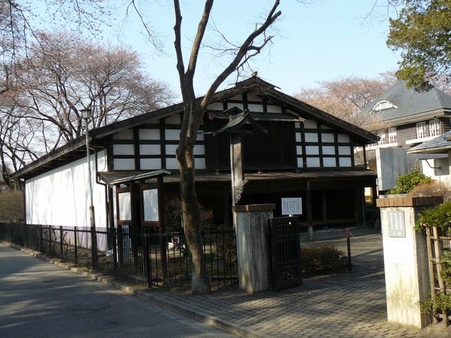 ���c�s�F�����ƏZ��