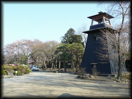 沼田城本丸に再建された時の鐘