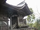諏訪神社本殿と幣殿と透塀