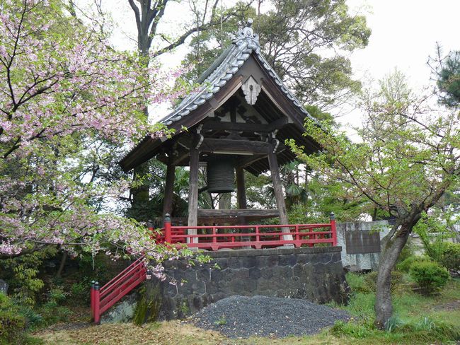 �ʑ����F�_�y��