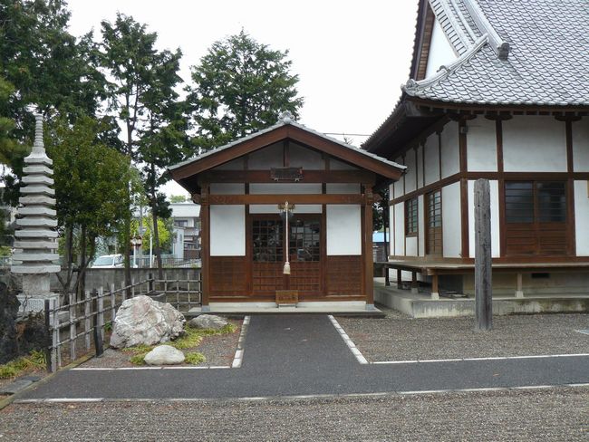 �ʑ����F�̔O��