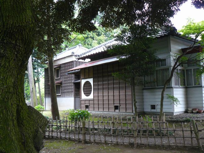 �ٗюs�F���H���ƕʓ@