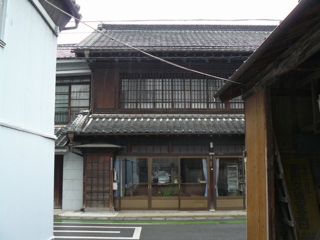 �ٗюs�F�X�r���X